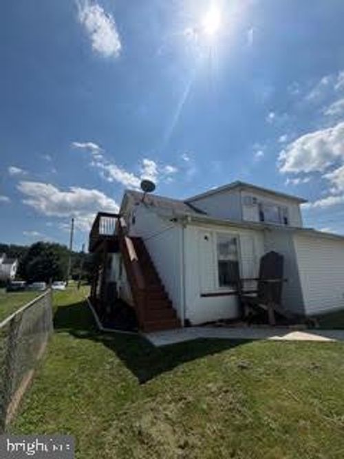 2nd-floor-1910 Valley Rd, COATESVILLE, PA, 19320-2774 | Card Image