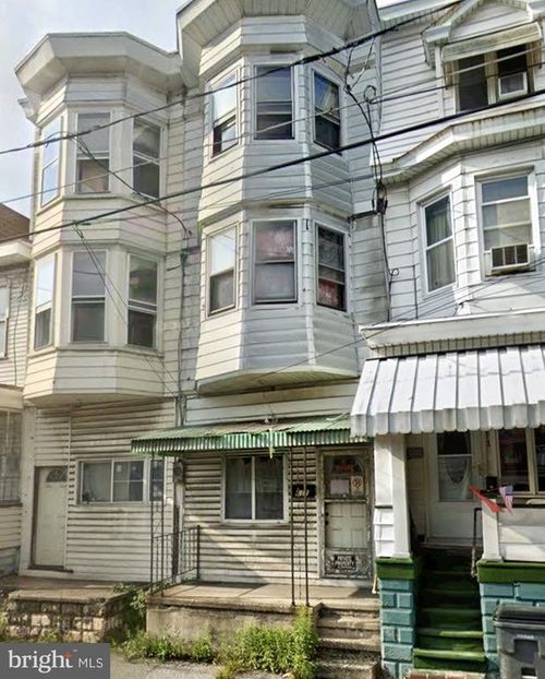 609 E Centre St, MAHANOY CITY, PA, 17948-2829 | Card Image