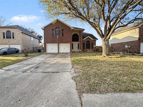 914 Chase Creek Cir, Bacliff, TX, 77518-2445 | Card Image