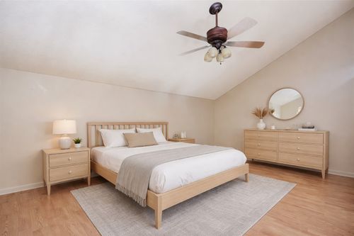 apt-404-3115 Tom Green St, Austin, TX, 78705-3046 | Card Image