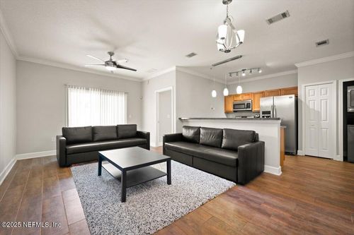 5-6860 Skaff Ave, Jacksonville, FL, 32244-7869 | Card Image