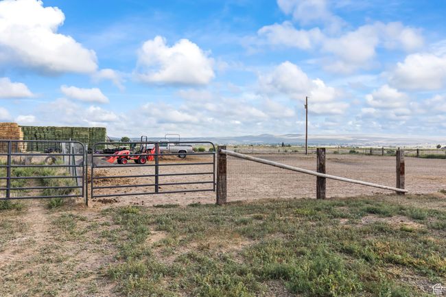 1036 E Airport Rd, House other with 3 bedrooms, 3 bathrooms and 1604 parking in Panguitch UT | Image 49