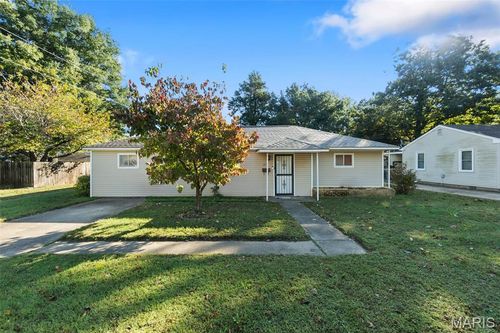 210 Holt St, Kennett, MO, 63857-1650 | Card Image