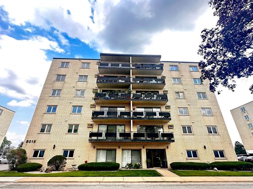 apt-4b-8015 Oconnor Dr, River Grove, IL, 60171-1229 | Card Image