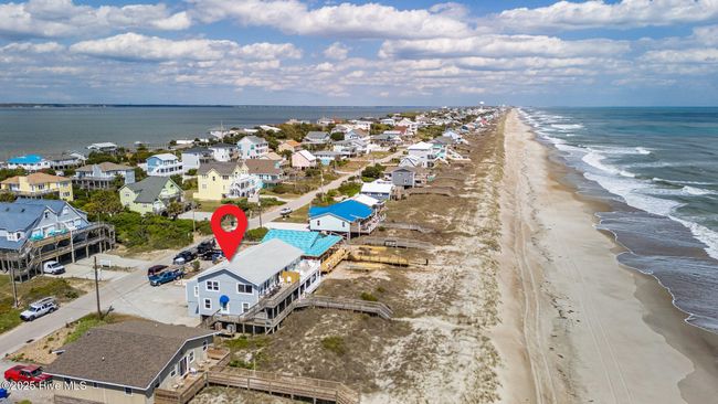 WEST - 2003 Ocean Dr, Townhouse with 4 bedrooms, 3 bathrooms and null parking in Emerald Isle NC | Image 47