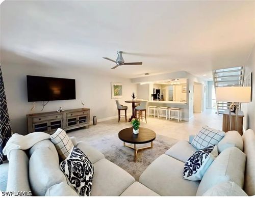 n-800 Meadowland Dr, NAPLES, FL, 34108-2555 | Card Image