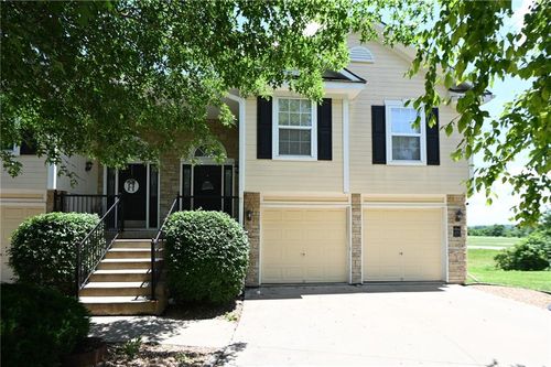 1215 Ashley Ln, Grain Valley, MO, 64029-9687 | Card Image