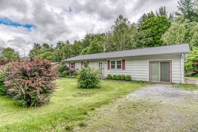 209 Pounding Mill Branch, House other with 3 bedrooms, 1 bathrooms and null parking in Pounding Mill VA | Image 2