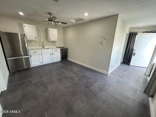 1222 E Roosevelt St, Phoenix, AZ, 85006-3454 | Card Image