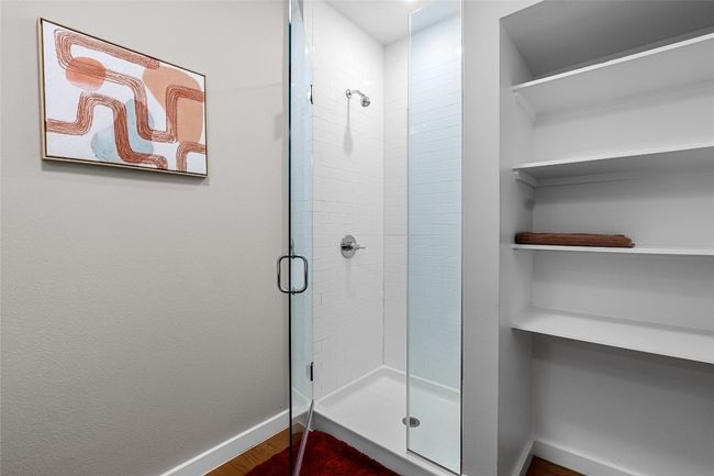 1112 - 2505 Thornton Rd, Condo with 2 bedrooms, 2 bathrooms and 1 parking in Austin TX | Image 12