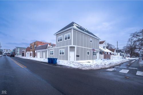 2305 E Michigan St, Indianapolis, IN, 46201-3111 | Card Image