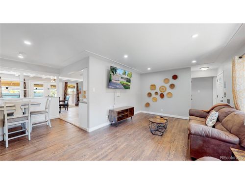 3067 S Holly Pl, Denver, CO, 80222-7010 | Card Image