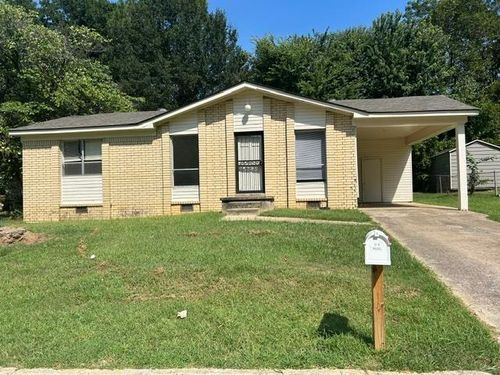1006 Hungerford St, Brownsville, TN, 38012-1627 | Card Image