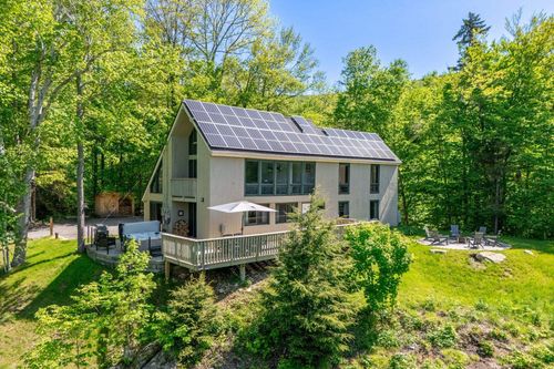 15 Nearing Rd, Winhall, VT, 05340-4428 | Card Image