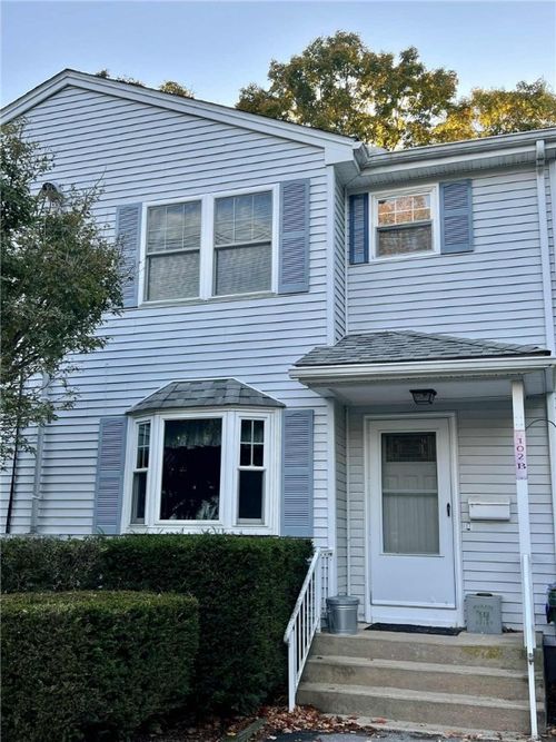b-102 White Rock Rd, Westerly, RI, 02891-1228 | Card Image