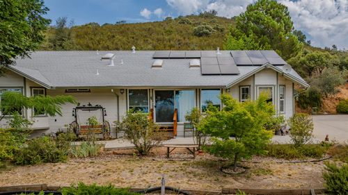 20888 Lyons Bald Mountain Rd, Sonora, CA, 95370-8701 | Card Image
