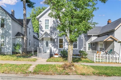 3142 W 40th St, Cleveland, OH, 44109-1222 | Card Image