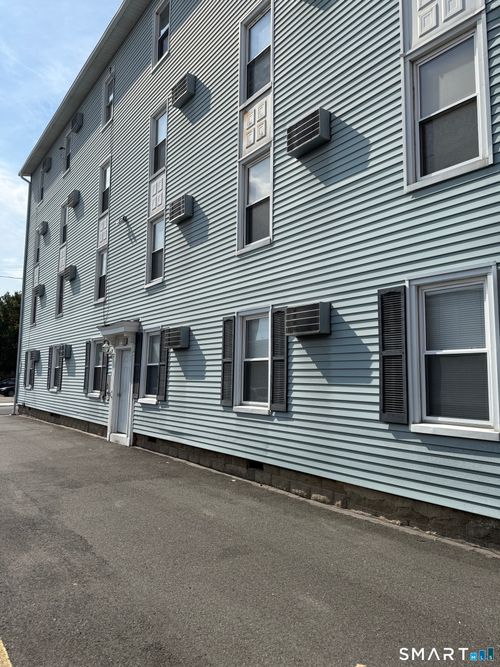 a2-13 Park Pl, Naugatuck, CT, 06770-4101 | Card Image