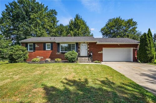 2817 Kay Blvd, Norton, OH, 44203-6317 | Card Image