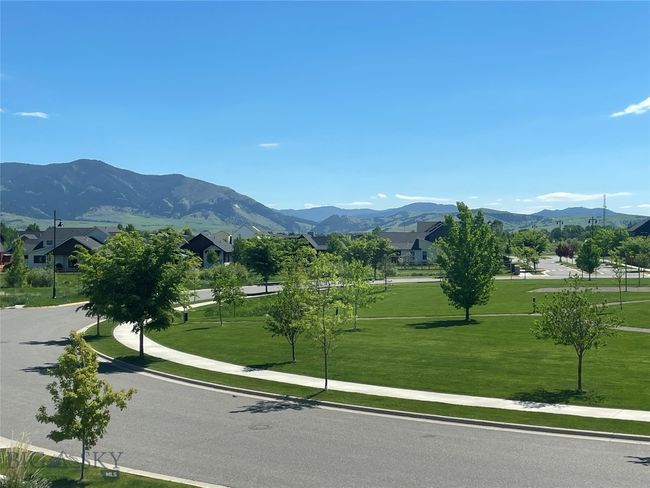 4221 Broken Spur Dr, House other with 4 bedrooms, 3 bathrooms and null parking in Bozeman MT | Image 5