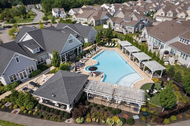 6 - 6 Glen Ellen Blvd, Condo with 3 bedrooms, 3 bathrooms and 2 parking in Millis MA | Image 39