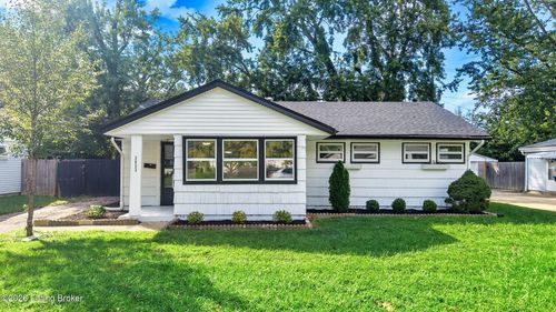 3633 Johnston Way, Louisville, KY, 40220-1827 | Card Image
