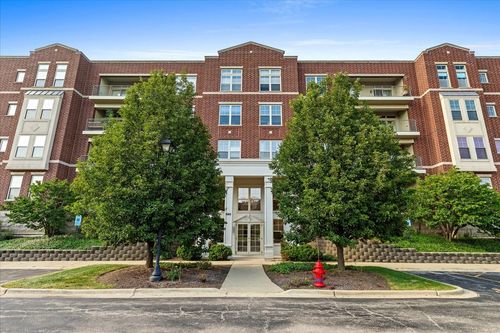 unit-208-660 Prestwick Ln, Wheeling, IL, 60090-6251 | Card Image