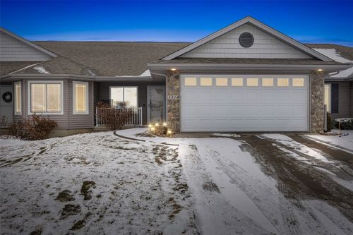 3314 35th Ave, Marion, IA, 52302-6439 | Card Image