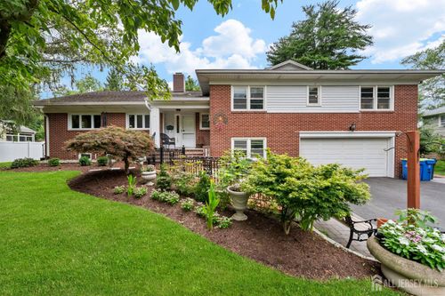 180 Farm Ln, Bound Brook, NJ, 08805-1414 | Card Image