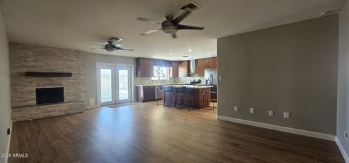 1131 E Redfield Rd, Phoenix, AZ, 85022-4353 | Card Image