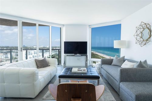 d-7330 Ocean Ter, Miami Beach, FL, 33141-2722 | Card Image