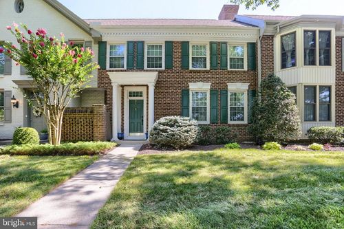 49 Devonshire Sq, MECHANICSBURG, PA, 17050-6873 | Card Image