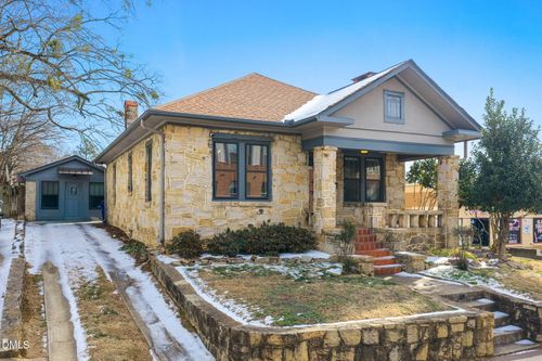 4 Dixie Trl, Raleigh, NC, 27607-7043 | Card Image