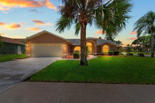 10228 Yellow Pine Way, HUDSON, FL, 34667-6674 | Card Image