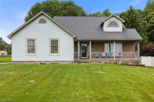 2900 Spring Meadow Circle, Youngstown, OH, 44515 | Card Image