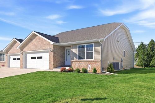 82 Prince William Ct, La Porte, IN, 46350-3588 | Card Image