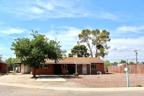 1215 W La Osa Dr, Tucson, AZ, 85705-1456 | Card Image