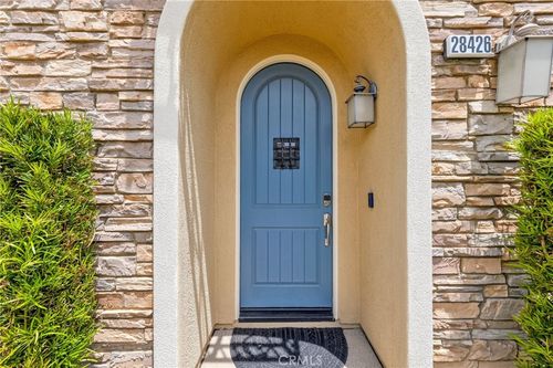 28426 Herrera St, Valencia, CA, 91354-3059 | Card Image