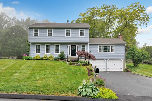 31 Stable Ridge Rd, Monroe, CT, 06468-1968 | Card Image