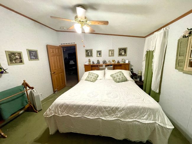 2135 Hillview Dr, Home with 3 bedrooms, 3 bathrooms and 2 parking in Princeton IL | Image 16