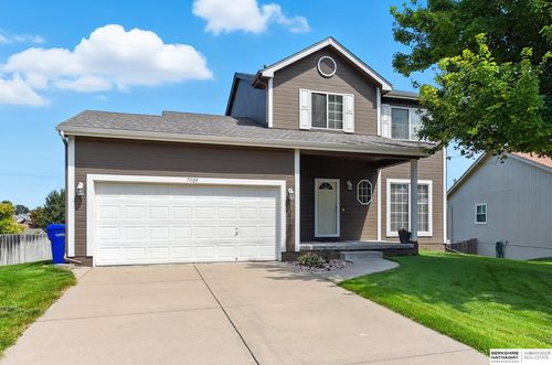 7505 S 180th Ave, Omaha, NE, 68136-1621 | Card Image