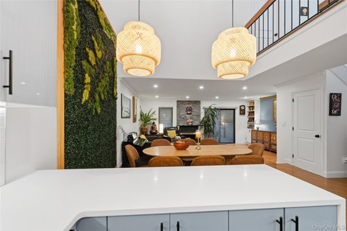 93 Estate Dr, Jericho, NY, 11753-2818 | Card Image