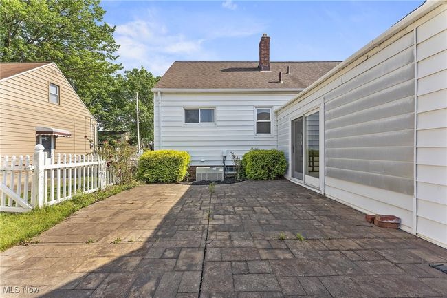 30031 Thomas St, House other with 5 bedrooms, 3 bathrooms and null parking in Willowick OH | Image 27