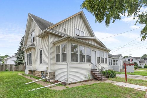 917 W 6th Avenue, OSHKOSH, WI, 54902 | Card Image