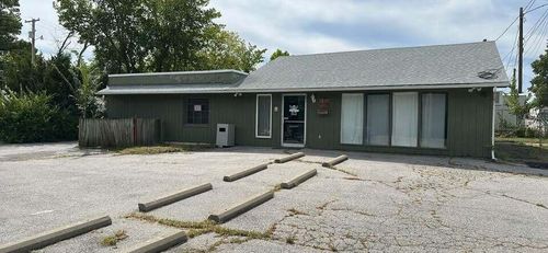 1810 W Business Loop 70, Columbia, MO, 65202-1356 | Card Image