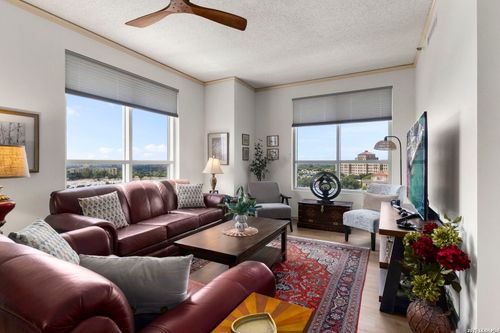 1111-1 Towers Park Ln, San Antonio, TX, 78209-6435 | Card Image