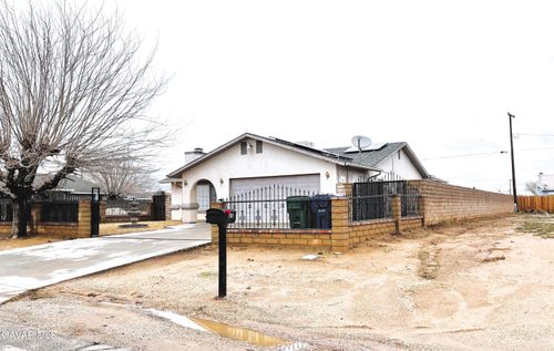 7343 Bay Ave, California City, CA, 93505-5108 | Card Image