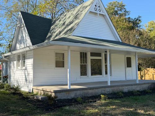 481 Elora Rd, Elora, TN, 37328-4442 | Card Image