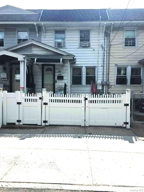 9744 108th St, South Richmond Hill, NY, 11419-1038 | Card Image