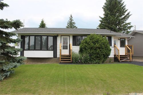 407 2nd Ave W, Wilkie, SK, S0K0E5 | Card Image